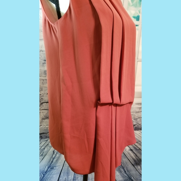 BCBGMAXAZRIA Loose Fitting Blouse - Picture 7 of 8